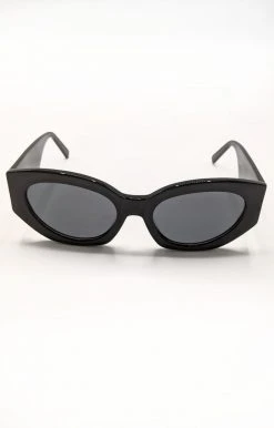 Billini/Banbe - B-1018-The Alessandra - 61821 Accessories BANBE - The Alessandra Sunglasses - Black/Smoke