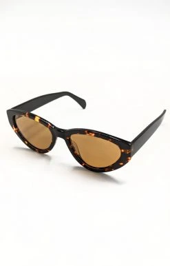 Billini/Banbe - B-1023-The Hart - 61821 BANBE - The Hart Sunglasses - Amber Tort & Black/brown Accessories