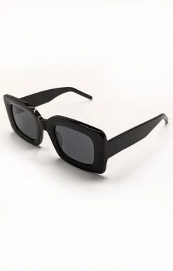 Billini/Banbe - B-1028-The Kendall - 61821 Accessories BANBE - The Kendall Sunglasses - Black/Smoke
