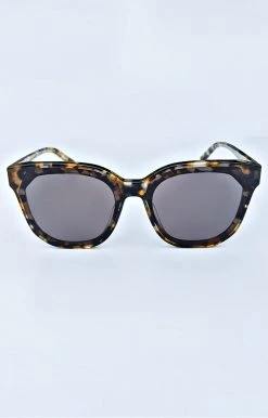 DIFF - GIA-SE-GR121 - 61922 DIFF - Gia Sea Tortoise Gray Sunglasses Accessories