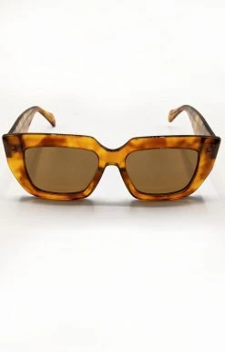 Billini/Banbe - B-1016-The Irina - 61821 Accessories BANBE - The Irina Sunglasses - Honey Tort/Brown