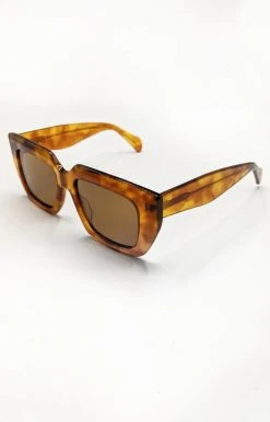 Billini/Banbe - B-1016-The Irina - 61821 Accessories BANBE - The Irina Sunglasses - Honey Tort/Brown