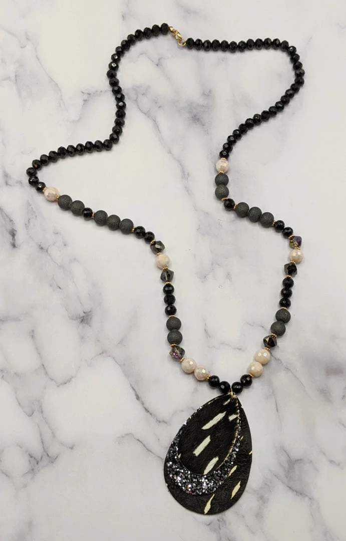 Your Fashion Wholesale - 72676 - 112021 Do You A Favor Pendant Necklace - Black