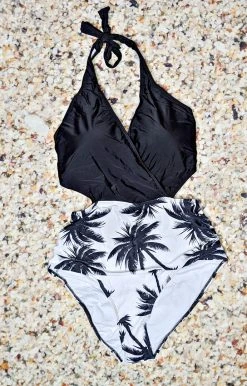 Queen - 122543 - 33022 Island Hideout One Piece Swimsuit - Black/White