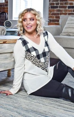 Heimish - BL-ET5050-11 -120220 Keep You Around Print Sweater - Oatmeal