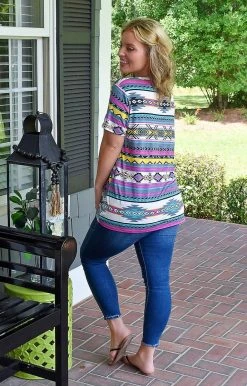 Heimish - ST2000-48 - 72522 Let Me Adore You Print Top - Multi