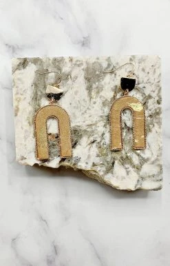 What's Hot - ME90142LBR - 12321 Everybody Wants You Earrings - Brown Accessories