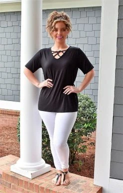 Heimish - BL-ST2231S - 32322 Show You How Top - Black TOPS