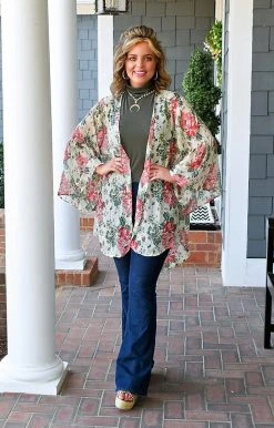 Umgee - A6303 - 22722 SWIMWEAR Bed Of Flowers Floral Kimono - Cream