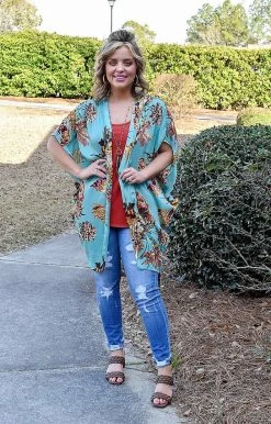 Umgee - A4247 - 3122 Delicate Dreams Floral Kimono - Mint