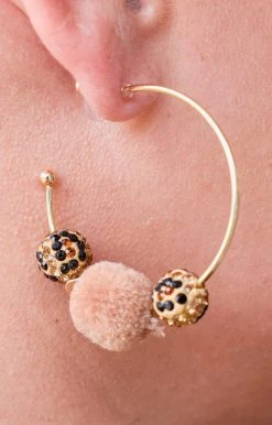 Southern Grace - AE7361BRN - 81021 Look Forward Hoop Earrings - Brown