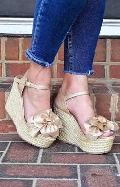 Impexsa Corp - MORA-22 - 22722 Initial Thoughts Wedge - Gold