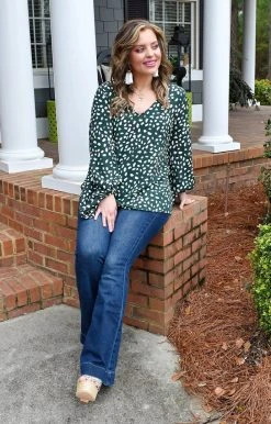 143 Story - TM6427-PP - 2822 Like Me Better Print Top - Hunter Green TOPS