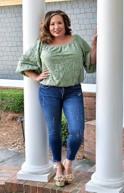 Impexsa Corp - MORA-22 - 22722 Initial Thoughts Wedge - Gold