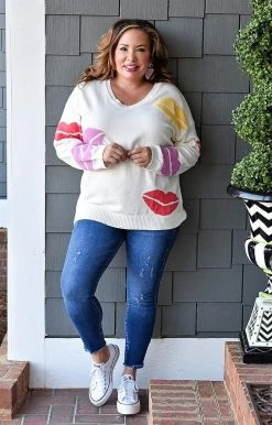 143 Story - ITM6796 - 22822 Pucker Up Print Sweater