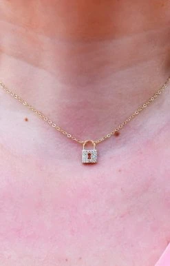Perfectly Priscilla All Locked Up Necklace - Gold Accessories