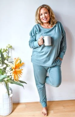 Main Strip - LT32422XX - 101220 Time To Relax Pullover - Mineral Blue