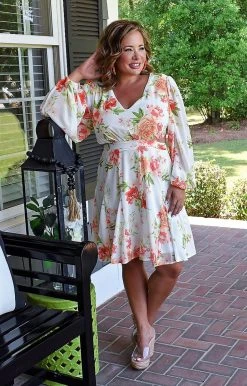 Flying Tomato - ID18663 - 62422 DRESSES Visions Of Grandeur Floral Dress - Ivory