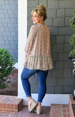 Davi & Dani - DT14232PER - 51522 TOPS Right Above It Floral Colorblock Top