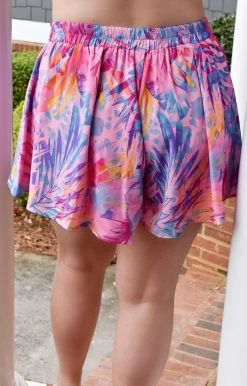 Adrienne - 1810TP - 2922 BOTTOMS Under The Palms Print Shorts - Multi