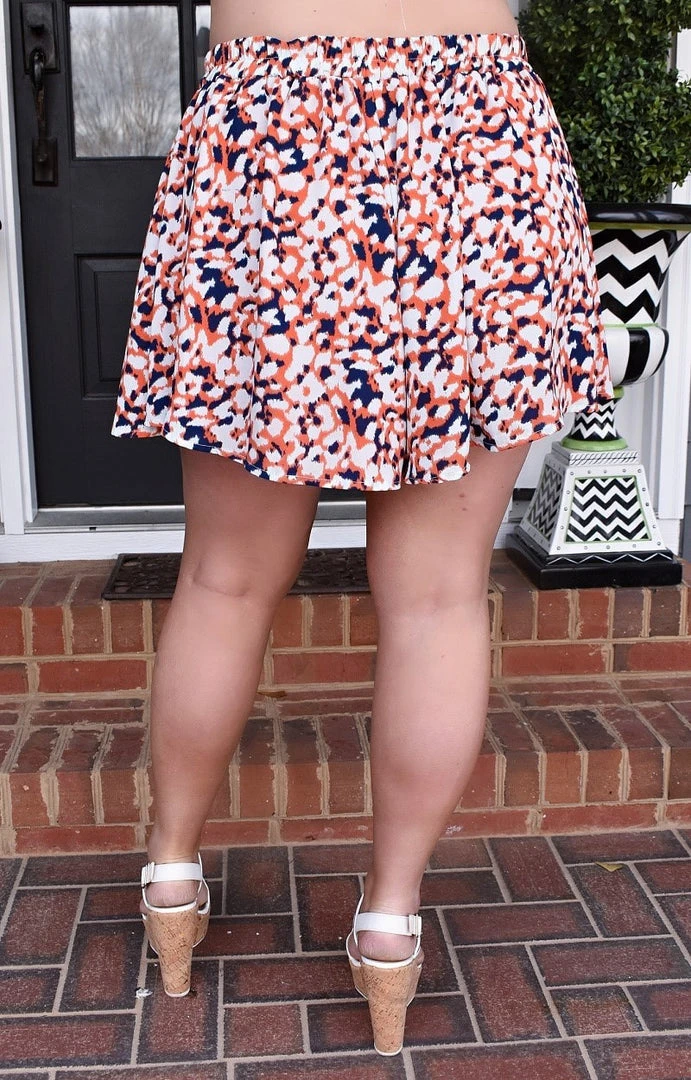 Adrienne - 1810AM - 2322 BOTTOMS Heat It Up Print Shorts - Orange/Navy