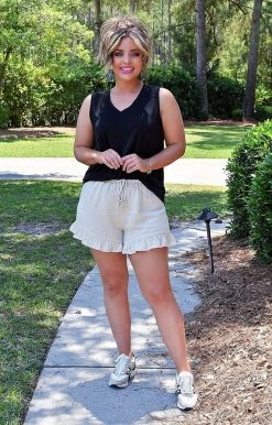 ODDI - IST14123 - 71921 Helpful Hints Linen Shorts - Natural