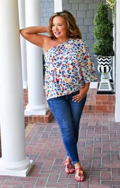 Andree - T10110-1 - 33022 TOPS Chic Lifestyle Leopard Top - Multi