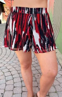 Adrienne - 1810TD - 21722 Keep Confident Print Shorts - Red/Black