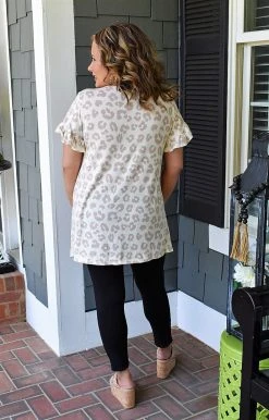 Heimish - ET6220-16 - 62922 Full Of Spice Leopard Top TOPS