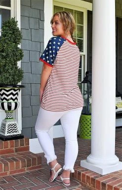 YFW - 10305 - 52622 TOPS Proud To Be An American Print Top