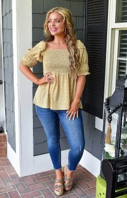 HeySon - ET1256PD - 61622 TOPS Sunshine On My Mind Floral Top - Honey