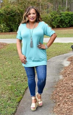 Heimish - BL-ST1687S - 31622 A Cut Above The Rest Top - Mint TOPS