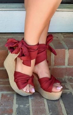 Impexsa Corp - MORA-14 - 103121 Along These Lines Wedges - Burgundy SHOES